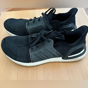 Adidas Men’s Size 11 1/2 Ultraboost Running Shoes - Gently worn